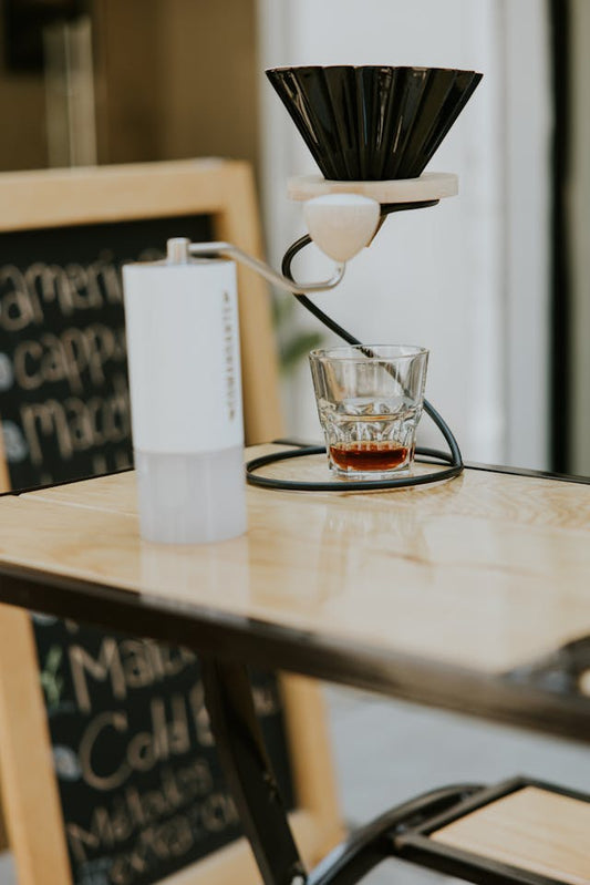 Slow coffee : comment obtenir un café plus fort ou plus doux ?