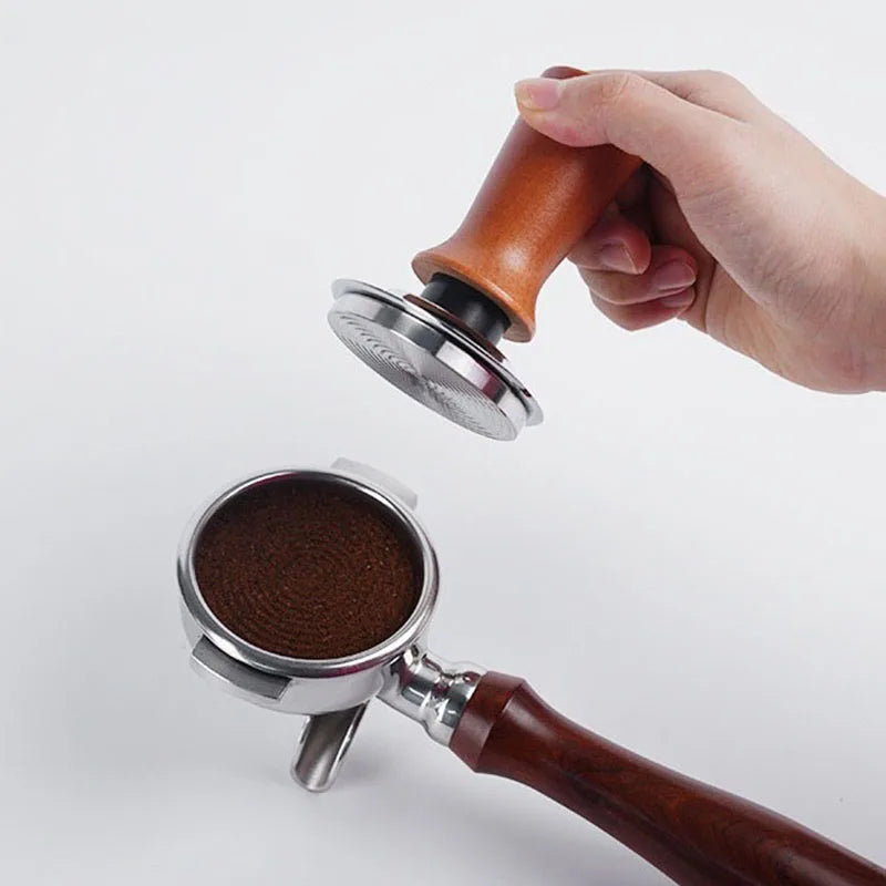 Tamper avec manche en bois  51, 53 et 58 mm